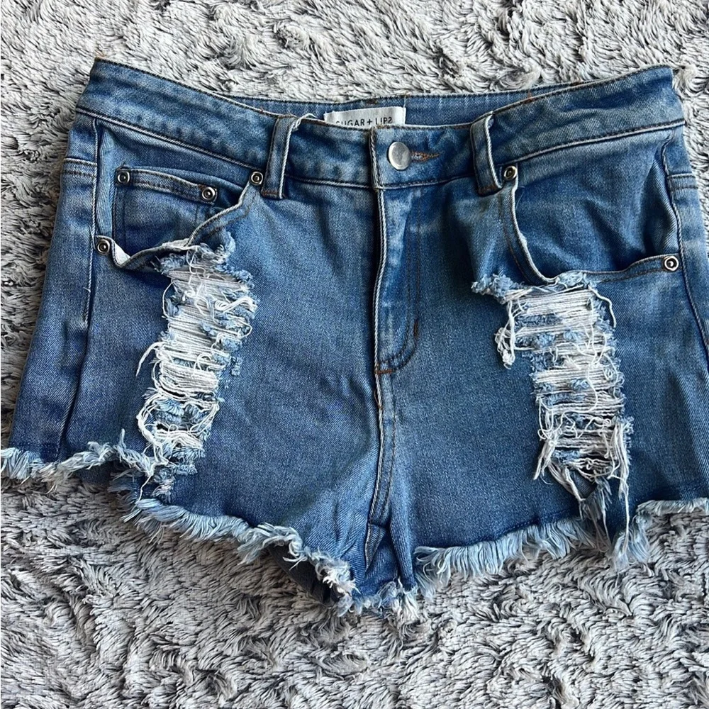 Sugar Lips stretchy denim jean shorts nwot - Picture 2 of 4